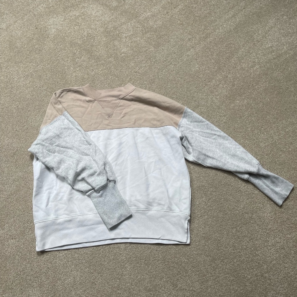 Abercrombie sweater